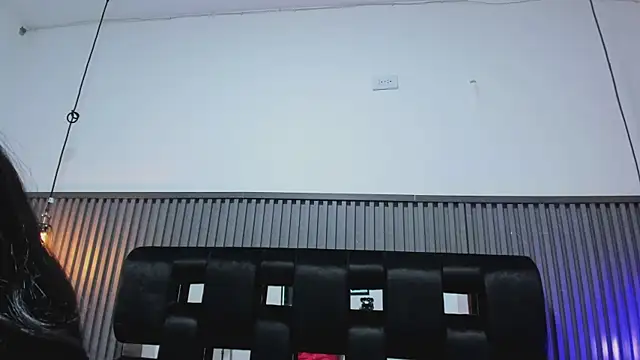 Snapshot of NhoanBrunette chatting on 11.06.25 NhoanBrunette online show from 11.06.25