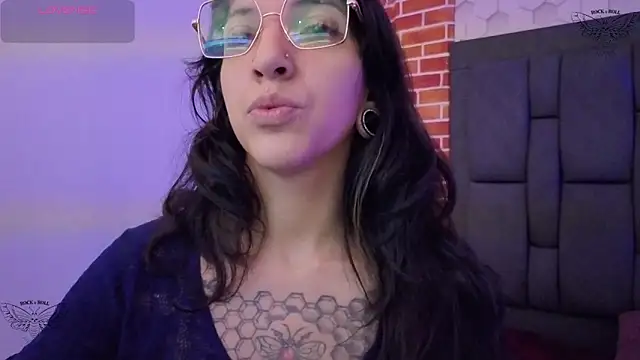 ghostwomaan online show from 02.27.26