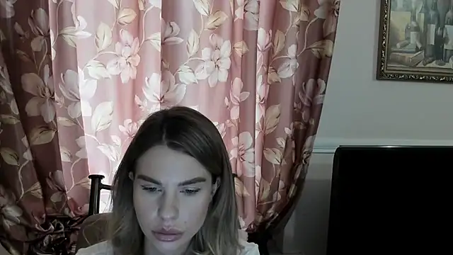 Snapshot of LinaBey chatting on 03.03.26 LinaBey online show from 03.03.26