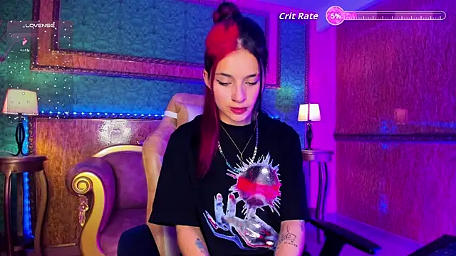 Snapshot of Ale_sweety_ chatting on 11.18.25 Ale sweety online show from 11.18.25