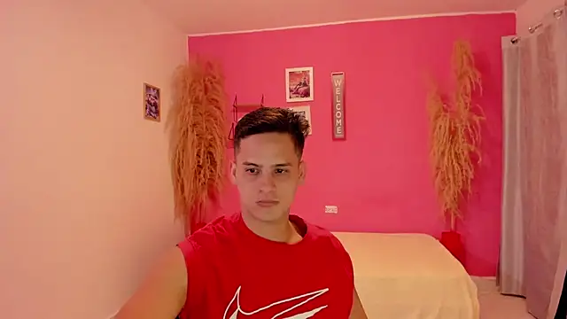 elmasmas01 online show from 11.06.25