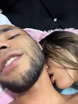 Snapshot of Hot2gether69 chatting on 11.12.25 Hot2gether69 online show from 11.12.25