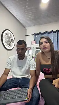 Snapshot of Hot2gether69 chatting on 12.13.25 Hot2gether69 online show from 12.13.25