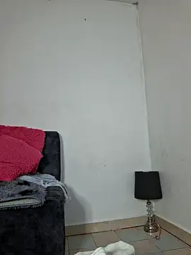 Snapshot of Mia_fox29 chatting on 11.12.25 Mia fox29 online show from 11.12.25