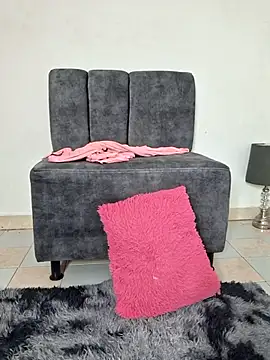 Snapshot of Mia_fox29 chatting on 11.21.25 Mia fox29 online show from 11.21.25