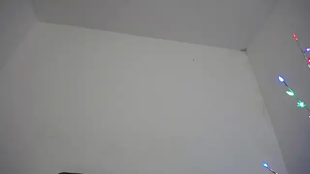 Snapshot of Mia_fox29 chatting on 12.16.25 Mia fox29 online show from 12.16.25