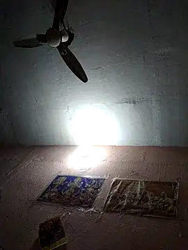 Snapshot of CUTE-GIRL-1 chatting on 11.17.25 CUTE-GIRL-1 online show from 11.17.25