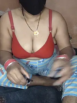 Snapshot of CUTE-GIRL-1 chatting on 11.27.25 CUTE-GIRL-1 online show from 11.27.25