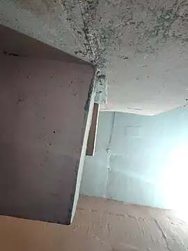 Snapshot of CUTE-GIRL-1 chatting on 12.04.25 CUTE-GIRL-1 online show from 12.04.25