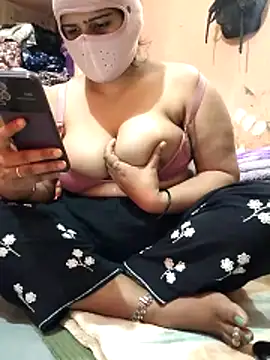 CUTE-GIRL-1 online show from 02.03.26