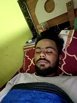 Snapshot of devil_boy_0909 chatting on 12.18.25 devil boy 0909 online show from 12.18.25