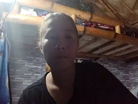 Snapshot of CreamyLhady_88 chatting on 12.01.25 CreamyLhady 88 online show from 12.01.25