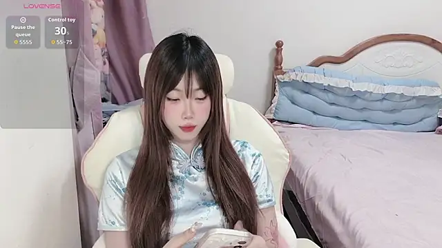 Vivian-88 online show from 03.26.26