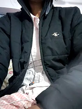 Hot-Rubyy online show from 12.15.25