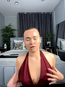 MilaRaven online show from 11.20.25