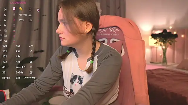 ErikaGreen online show from 10.28.25