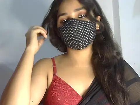 Cutie Sonam online show from 04.15.26