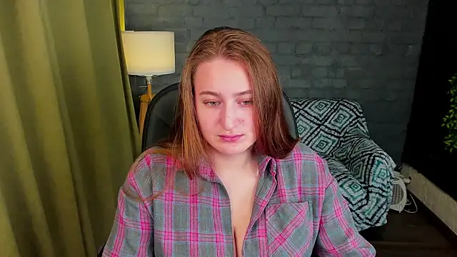 Snapshot of Sofi_Mell chatting on 11.08.25 Sofi Mell online show from 11.08.25