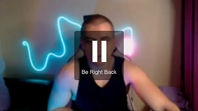 Snapshot of TeaseMeJay71 chatting on 10.27.25 TeaseMeJay71 online show from 10.27.25