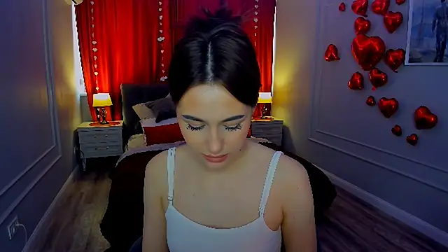 Snapshot of MakeYoueHappy chatting on 02.15.26 MakeYoueHappy online show from 02.15.26