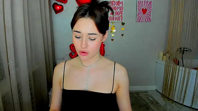 Snapshot of MakeYoueHappy chatting on 02.16.26 MakeYoueHappy online show from 02.16.26