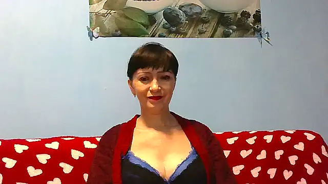 Snapshot of IffetLove42 chatting on 11.19.25 IffetLove42 online show from 11.19.25