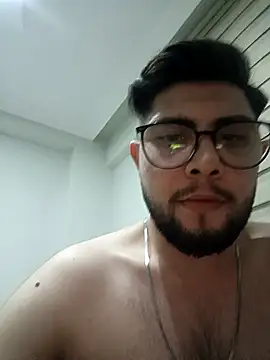 Mstfaavan64 online show from 04.14.26