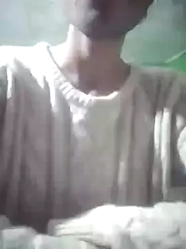 Snapshot of Luckysucks chatting on 10.27.25 Luckysucks online show from 10.27.25