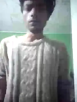 Snapshot of Luckysucks chatting on 11.02.25 Luckysucks online show from 11.02.25