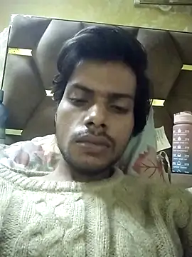 Snapshot of Luckysucks chatting on 11.12.25 Luckysucks online show from 11.12.25