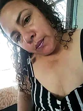 Snapshot of Anny_37 chatting on 11.04.25 Anny 37 online show from 11.04.25