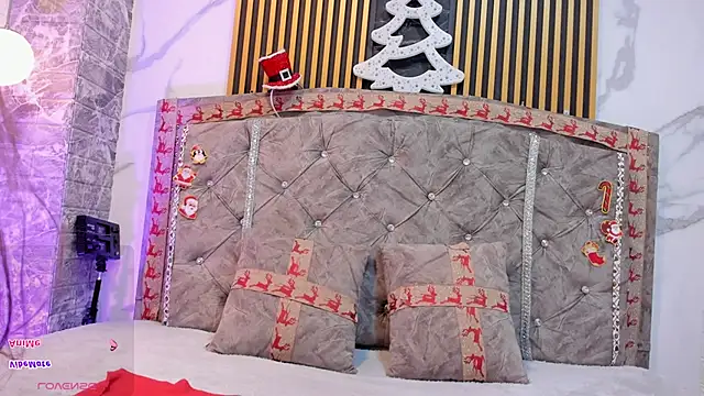 Snapshot of Salome_cruxx chatting on 12.02.25 Salome cruxx online show from 12.02.25