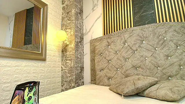 Salome cruxx online show from 01.10.26