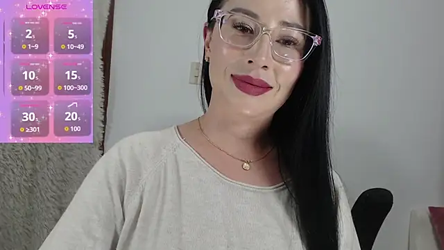 Emma Hotkiss online show from 07.09.26