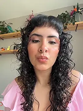 SugarTroubl33 online show from 02.17.26