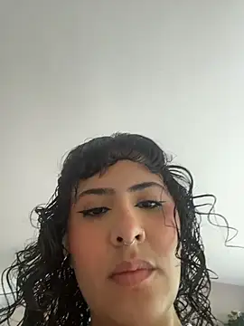 SugarTroubl33 online show from 04.15.26