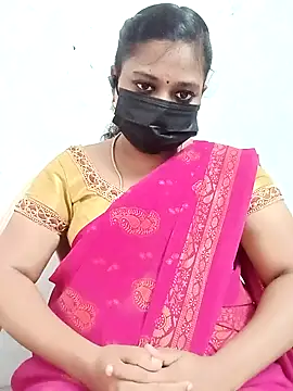 Snapshot of Mandhra28 chatting on 10.27.25 Mandhra28 online show from 10.27.25