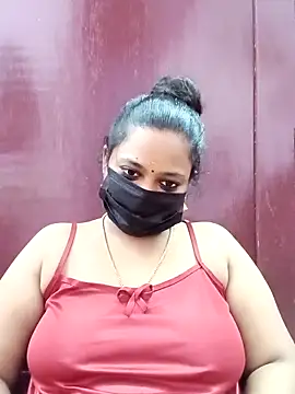 Snapshot of Mandhra28 chatting on 12.01.25 Mandhra28 online show from 12.01.25