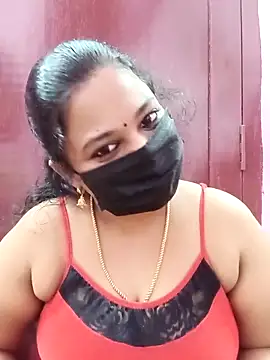 Snapshot of Mandhra28 chatting on 12.14.25 Mandhra28 online show from 12.14.25