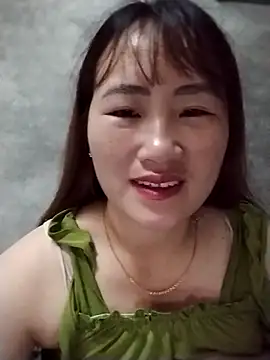 Snapshot of emini-xx chatting on 11.11.25 emini-xx online show from 11.11.25