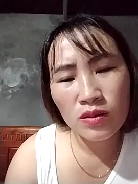 Snapshot of emini-xx chatting on 11.11.25 emini-xx online show from 11.11.25