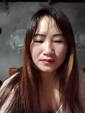 Snapshot of emini-xx chatting on 11.26.25 emini-xx online show from 11.26.25