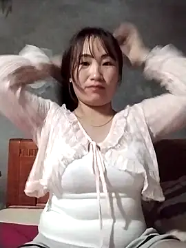 Snapshot of emini-xx chatting on 11.30.25 emini-xx online show from 11.30.25