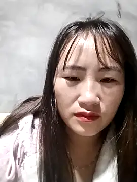 Snapshot of emini-xx chatting on 12.02.25 emini-xx online show from 12.02.25