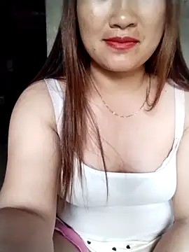 Snapshot of emini-xx chatting on 04.10.26 emini-xx online show from 04.10.26