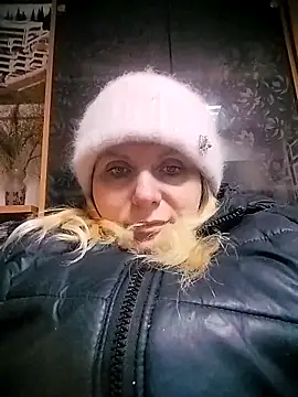 Snapshot of Lana-murr chatting on 02.14.26 Lana-murr online show from 02.14.26