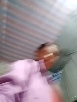 Snapshot of bella-la chatting on 11.10.25 bella-la online show from 11.10.25