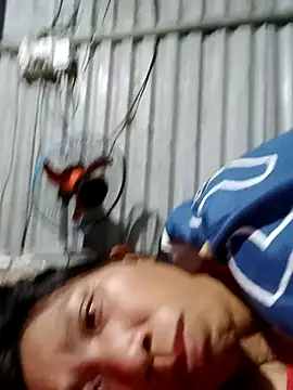 Snapshot of bella-la chatting on 11.11.25 bella-la online show from 11.11.25