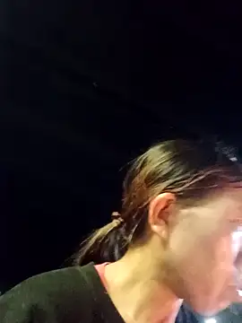 Snapshot of bella-la chatting on 11.24.25 bella-la online show from 11.24.25