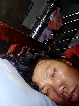 bella-la online show from 12.17.25